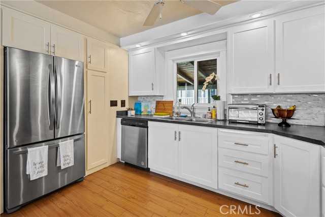 Detail Gallery Image 9 of 25 For 23777 Mulholland Hwy #86,  Calabasas,  CA 91302 - 3 Beds | 2 Baths