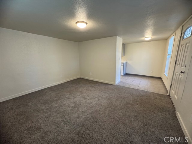 818 Chestnut Street, Chico CA: https://media.crmls.org/medias/5959115b-95ce-43d0-abed-64afd2453371.jpg