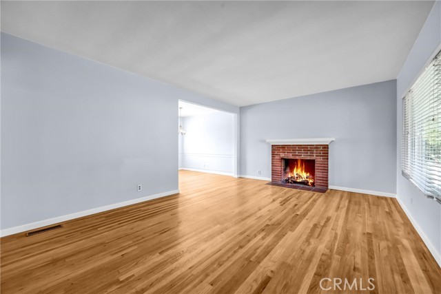 Detail Gallery Image 5 of 25 For 3338 Paraiso Way, La Crescenta,  CA 91214 - 3 Beds | 1 Baths