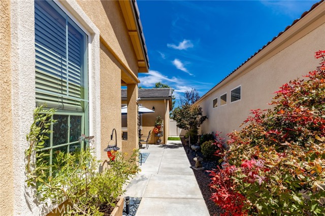 Detail Gallery Image 37 of 62 For 126 Thistle Creek, Beaumont,  CA 92223 - 2 Beds | 2 Baths