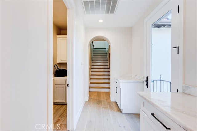 18 Elissa Lane, Ladera Ranch CA: https://media.crmls.org/medias/5959e900-e741-449c-9955-66e190f624bf.jpg