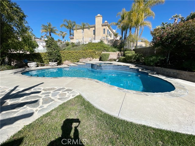 Detail Gallery Image 17 of 37 For 7248 Whitehall Ln, West Hills,  CA 91307 - 5 Beds | 4/1 Baths