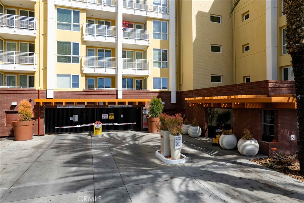21301 Erwin Street #237