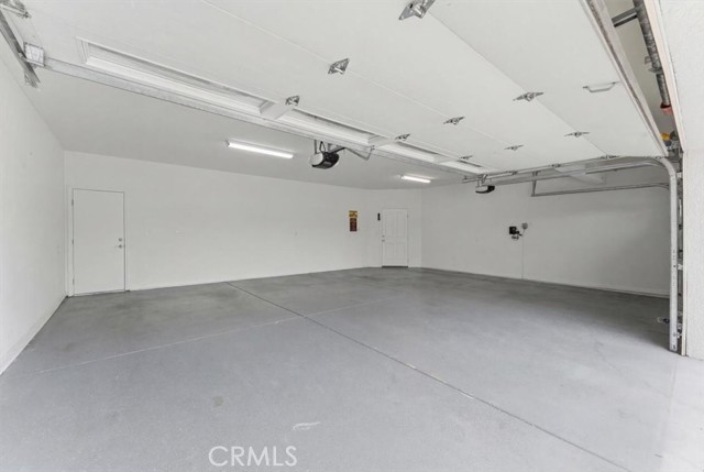 Detail Gallery Image 33 of 43 For 13310 Sea Gull Dr, Victorville,  CA 92395 - 3 Beds | 3 Baths