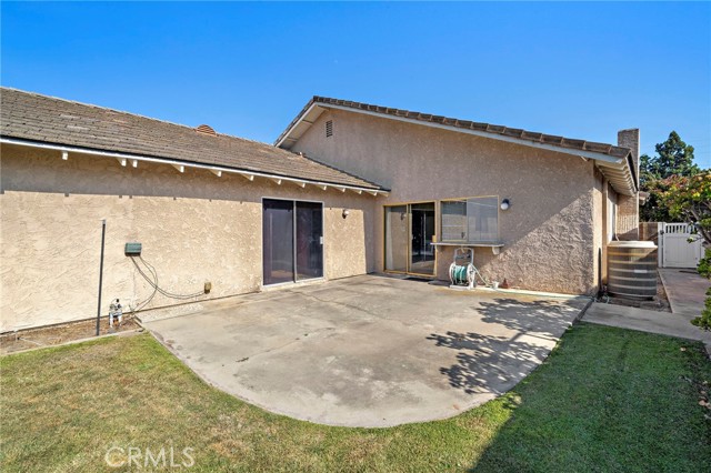 11551 Gladstone Circle, Fountain Valley CA: https://media.crmls.org/medias/595d27d8-b576-4ec8-970c-b60f1a8929bc.jpg