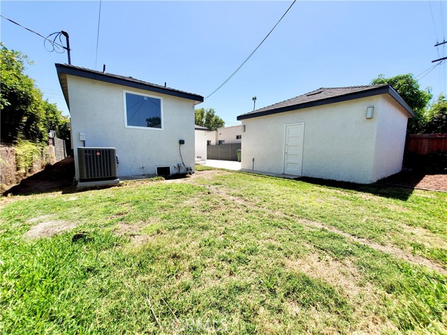 Detail Gallery Image 28 of 33 For 1827 S Burnside Ave, Los Angeles,  CA 90019 - 3 Beds | 2 Baths