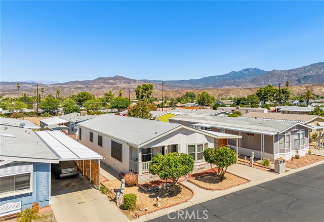 44725 E Florida Avenue, Hemet CA: https://media.crmls.org/medias/595db7cb-5c48-47ed-a63a-7e3e8ac1f20e.jpg