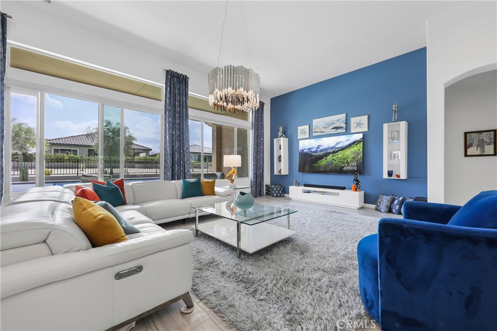 MLS #OC25201228 image #4