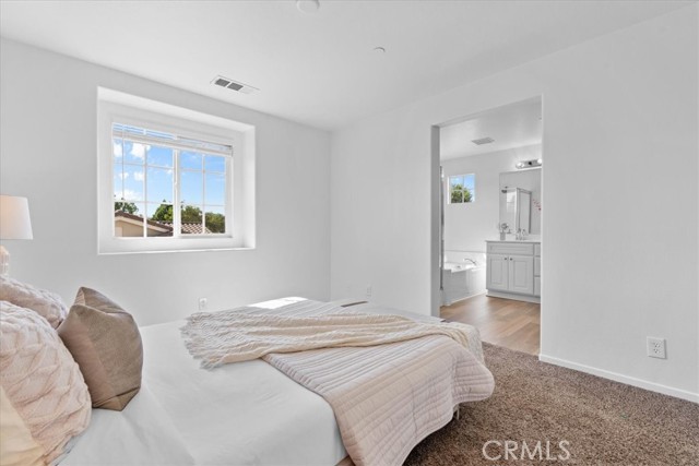 6386 Delgado Lane, Eastvale CA: https://media.crmls.org/medias/595ec422-54f6-4901-961c-9ac622aef215.jpg