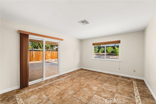 Detail Gallery Image 11 of 31 For 1029 W Clifton, Redlands,  CA 92373 - 3 Beds | 2 Baths