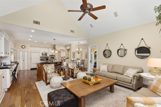 Detail Gallery Image 23 of 47 For 38441 Shoal Creek Dr, Murrieta,  CA 92562 - 4 Beds | 4/1 Baths