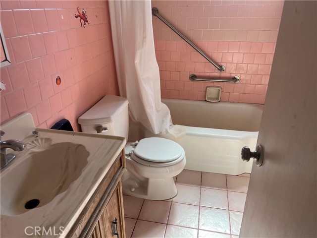 961 W 21st Street, San Pedro, CA, 90731 961 W 21st Street, San Pedro, CA, 90731