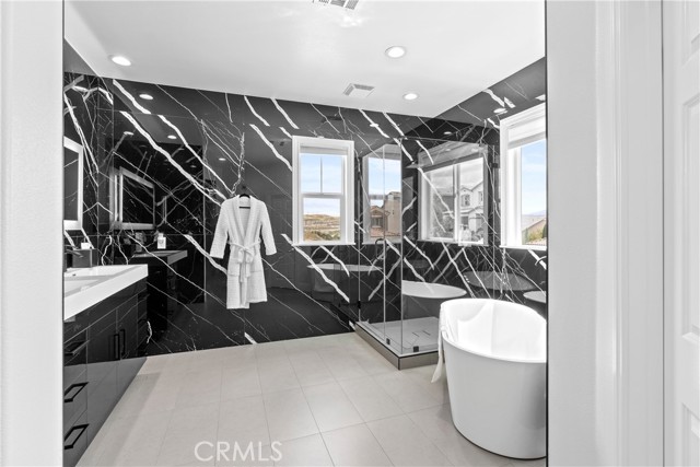 Detail Gallery Image 29 of 44 For 20508 Charlie Ct, Saugus,  CA 91350 - 4 Beds | 3 Baths