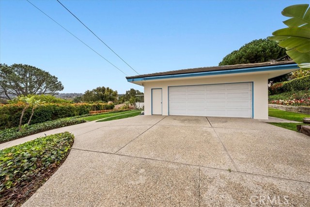 4510 Marloma Drive, Rolling Hills Estates, California 90274, 3 Bedrooms Bedrooms, ,2 BathroomsBathrooms,Residential,Sold,Marloma,PV23004399