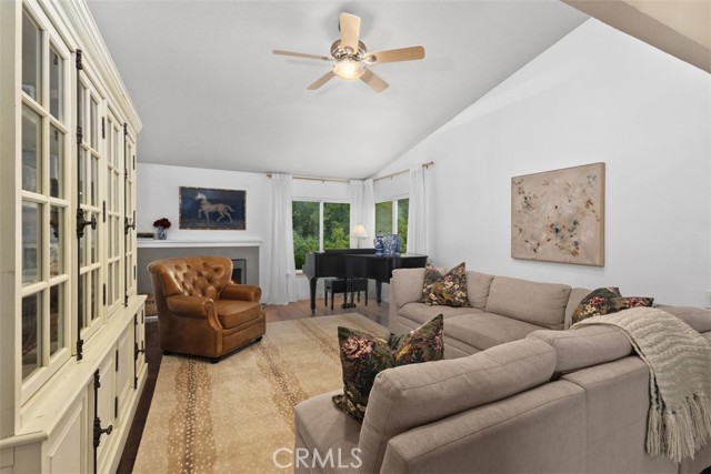 Detail Gallery Image 12 of 31 For 24852 Lirio, Mission Viejo,  CA 92692 - 3 Beds | 2 Baths