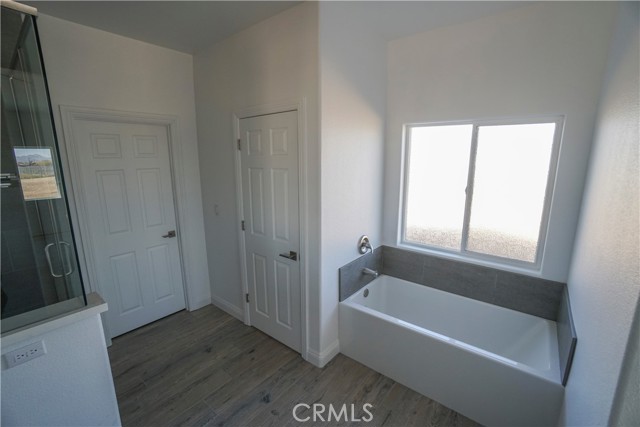 Detail Gallery Image 16 of 26 For 14416 Ricaree Rd, Apple Valley,  CA 92307 - 4 Beds | 2/1 Baths