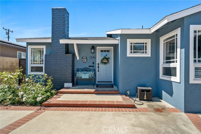 Detail Gallery Image 4 of 38 For 1246 E Monroe Ave, Orange,  CA 92867 - 3 Beds | 2 Baths