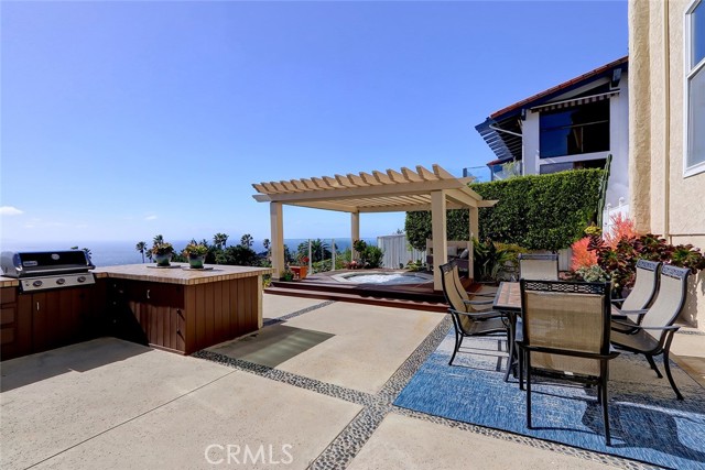 30525 Rhone Drive, Rancho Palos Verdes, California 90275, 4 Bedrooms Bedrooms, ,3 BathroomsBathrooms,Residential,Sold,Rhone,PV23013835