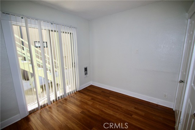 224 Pomona Avenue, Long Beach CA: https://media.crmls.org/medias/59625e11-3139-4a54-b80e-3a6d72b516f3.jpg