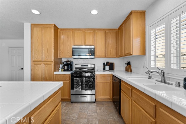 Detail Gallery Image 16 of 38 For 45426 36th St, Lancaster,  CA 93535 - 4 Beds | 2 Baths