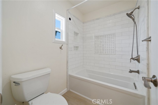 Detail Gallery Image 18 of 37 For 10900 San Leon Ave, Fountain Valley,  CA 92708 - 4 Beds | 2/1 Baths