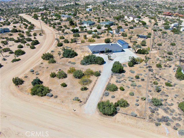 Detail Gallery Image 3 of 27 For 5126 Canton St, Yucca Valley,  CA 92284 - 2 Beds | 2 Baths