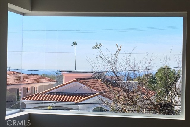 212 Irena Avenue, Redondo Beach, California 90277, 3 Bedrooms Bedrooms, ,2 BathroomsBathrooms,Residential,Sold,Irena,SB17011724