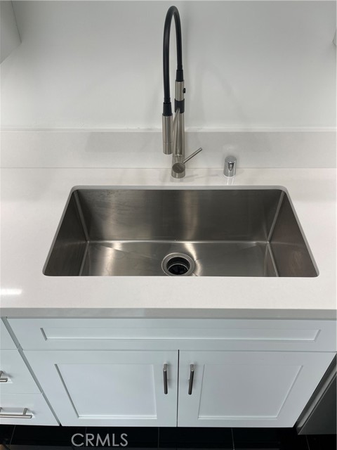 Detail Gallery Image 18 of 75 For 420 S San Pedro St #102,  Los Angeles,  CA 90013 - 2 Beds | 1/1 Baths