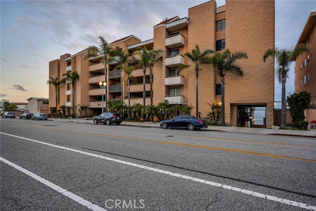 Detail Gallery Image 55 of 55 For 727 Esplanade #405,  Redondo Beach,  CA 90277 - 2 Beds | 2/1 Baths