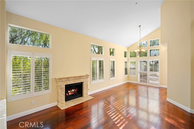 Detail Gallery Image 5 of 46 For 983 Calle Amable, Glendale,  CA 91208 - 4 Beds | 3 Baths