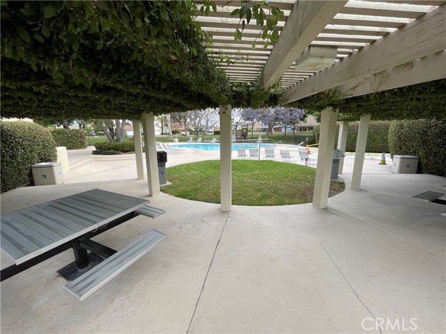 Detail Gallery Image 25 of 45 For 32 Wetstone #47,  Irvine,  CA 92604 - 3 Beds | 2/1 Baths