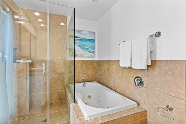 3504 Crest Drive, Manhattan Beach, California 90266, 3 Bedrooms Bedrooms, ,2 BathroomsBathrooms,Residential,Sold,Crest,SB21210685