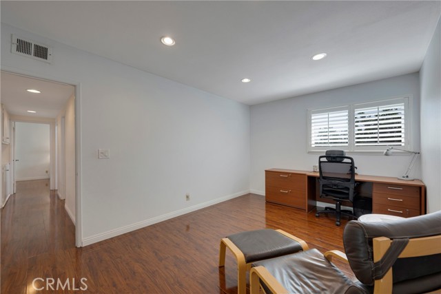 Image 36 of 60 For 673 Cliffwood