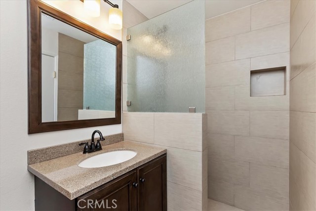 Image 14 of 26 For 72864 Roy Emerson Lane
