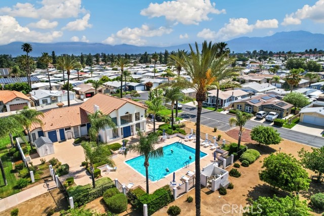 521 Bermuda Drive, Hemet CA: https://media.crmls.org/medias/5969feac-ddfe-424b-9959-77932d2d97d0.jpg