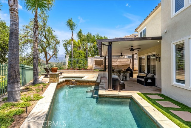 57 Hillrise, Rancho Santa Margarita CA: https://media.crmls.org/medias/596a4589-7ae3-4d15-8b13-be1ffea39d5d.jpg