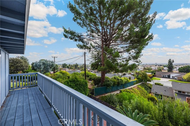 Detail Gallery Image 14 of 24 For 404 Cannon Ln, Fullerton,  CA 92831 - 3 Beds | 2/1 Baths