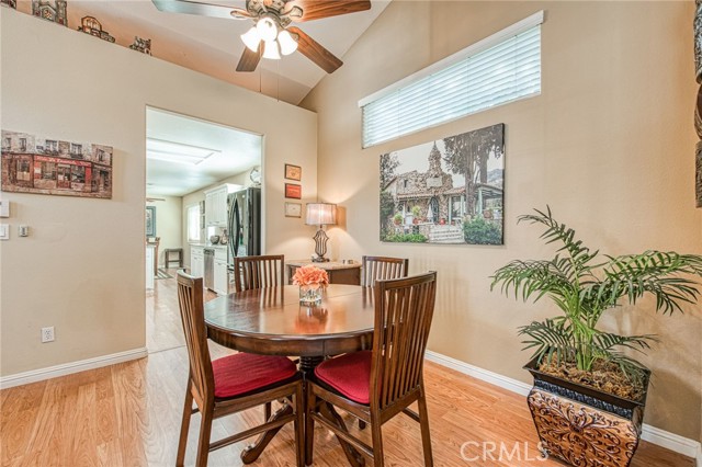 Detail Gallery Image 10 of 36 For 10668 N Lighthouse, Fresno,  CA 93730 - 3 Beds | 2/1 Baths