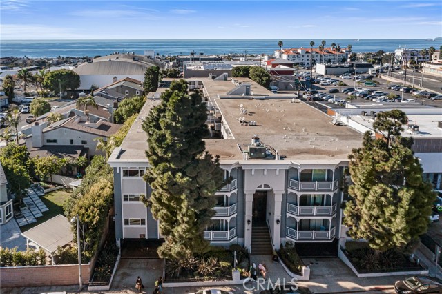 2411 Prospect Avenue, Hermosa Beach, California 90254, 1 Bedroom Bedrooms, ,1 BathroomBathrooms,Residential,Sold,Prospect,SB21264033