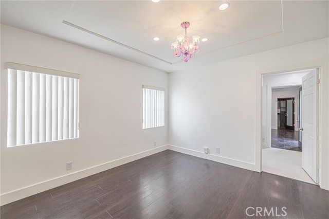 Detail Gallery Image 14 of 36 For 18754 Covello St, Reseda,  CA 91335 - 3 Beds | 2/1 Baths