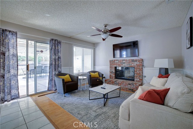 Detail Gallery Image 3 of 24 For 12675 Elmhurst Dr, Moreno Valley,  CA 92555 - 4 Beds | 2/1 Baths