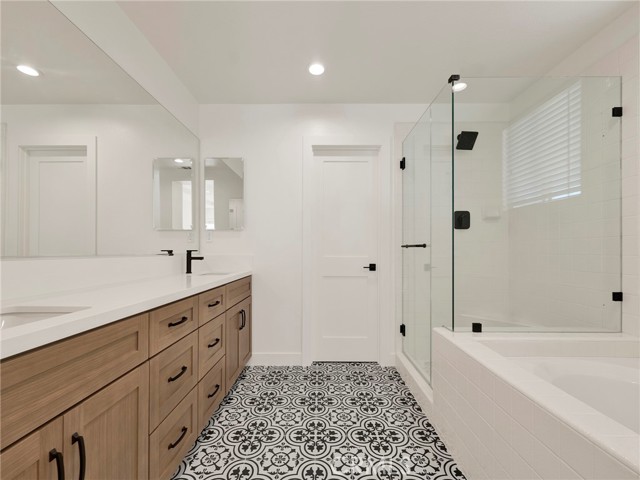 Detail Gallery Image 28 of 29 For 28374 Stansfield Ln, Saugus,  CA 91350 - 3 Beds | 3 Baths