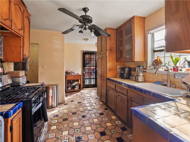 Detail Gallery Image 18 of 29 For 9961 Haddon Ave, Arleta,  CA 91331 - 3 Beds | 2 Baths