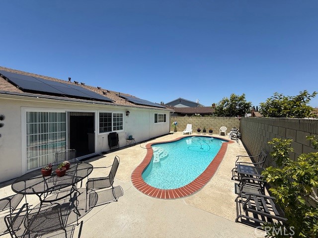 23510 Kentworthy Avenue, Harbor City CA: https://media.crmls.org/medias/596ee3e5-5d46-47d9-86c2-9197d6bc0608.jpg