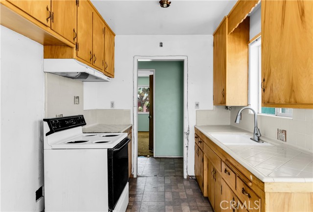 Detail Gallery Image 9 of 33 For 57136 Navajo Trl, Yucca Valley,  CA 92284 - 2 Beds | 1/1 Baths