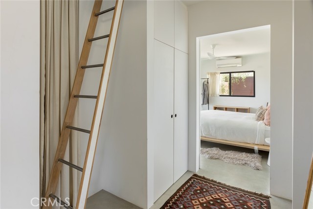 48575 Paradise Avenue, Morongo Valley CA: https://media.crmls.org/medias/59714e56-ef85-4a60-a105-c530148e1f07.jpg