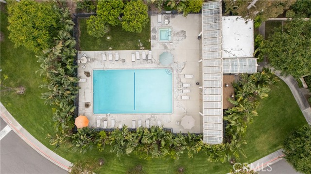 1027 W Rainbow Falls Way, Orange CA: https://media.crmls.org/medias/5971d309-3196-4da7-bf60-8ac42fe1ee04.jpg
