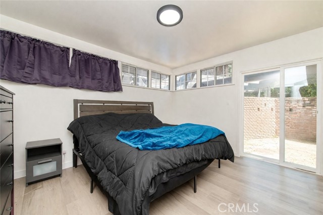 Image 31 of 35 For 8787 Via Linda