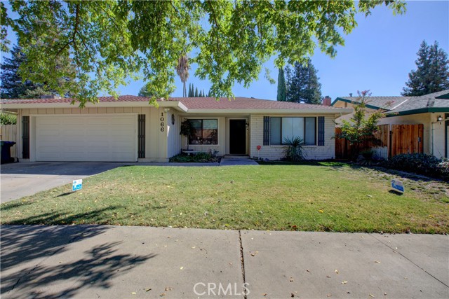 Detail Gallery Image 1 of 45 For 1066 Mirror Lake Dr, Merced,  CA 95340 - 4 Beds | 2 Baths