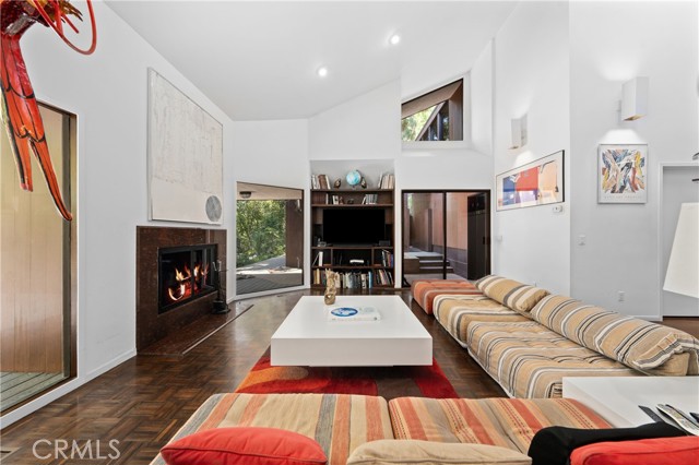 24865 Long Valley Road, Hidden Hills CA: https://media.crmls.org/medias/5973742b-4082-46be-9f02-957235860a7c.jpg